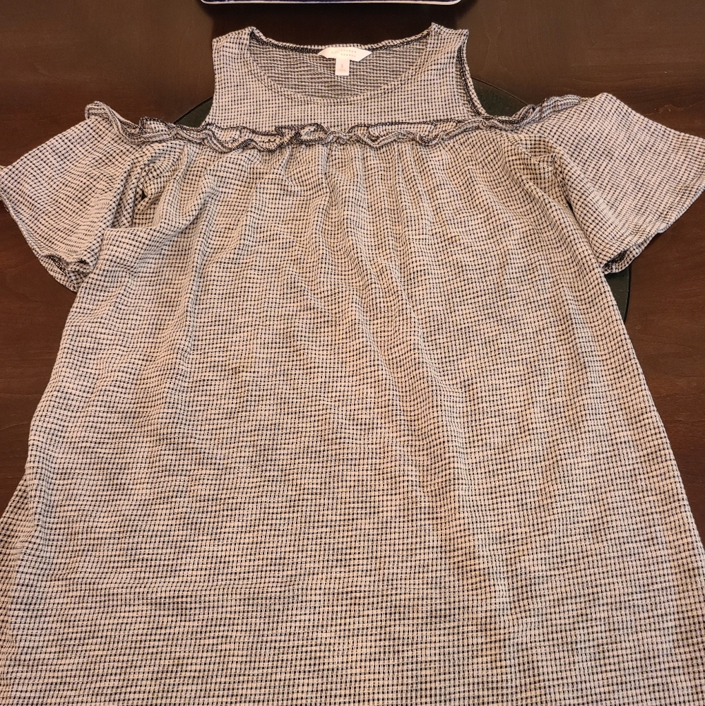 Ladies Cold Shoulder dress